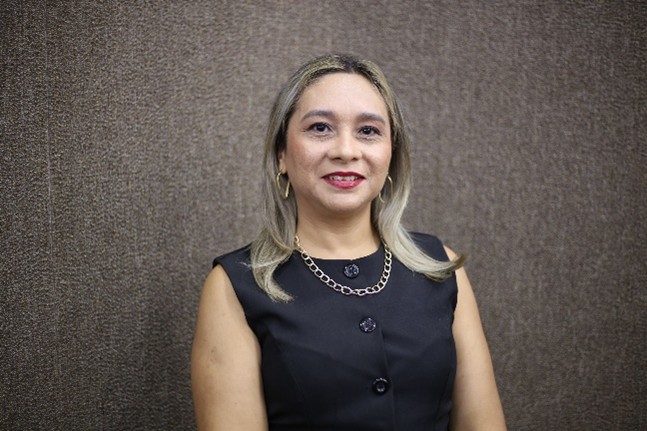 Renata Bianca Oliveira Freire